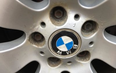 BMW with rusty alloys. Can we do this? YES OF COURSE!