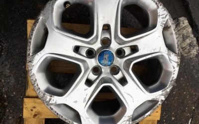 Awful look of Ford alloys